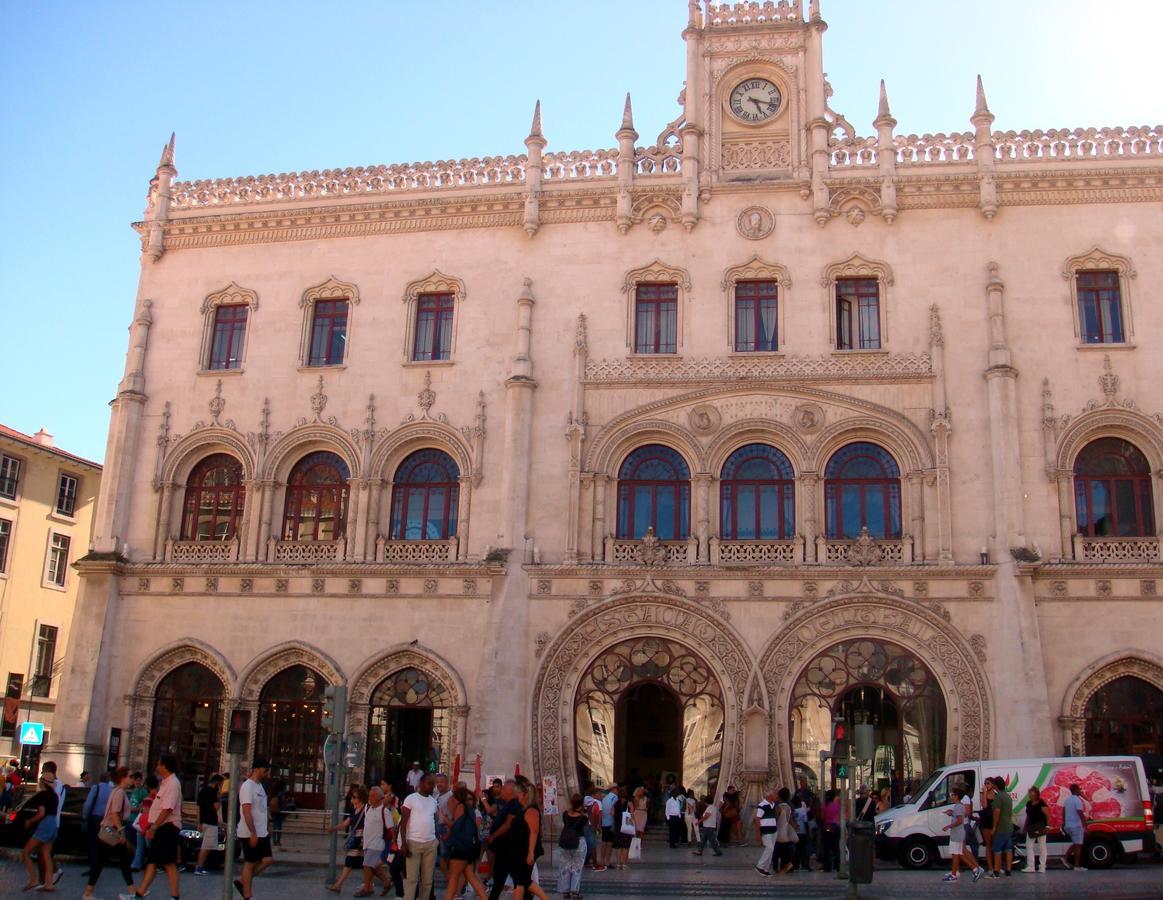 Inn-Chiado Restauradores Prime Suites Lisbon Exterior photo